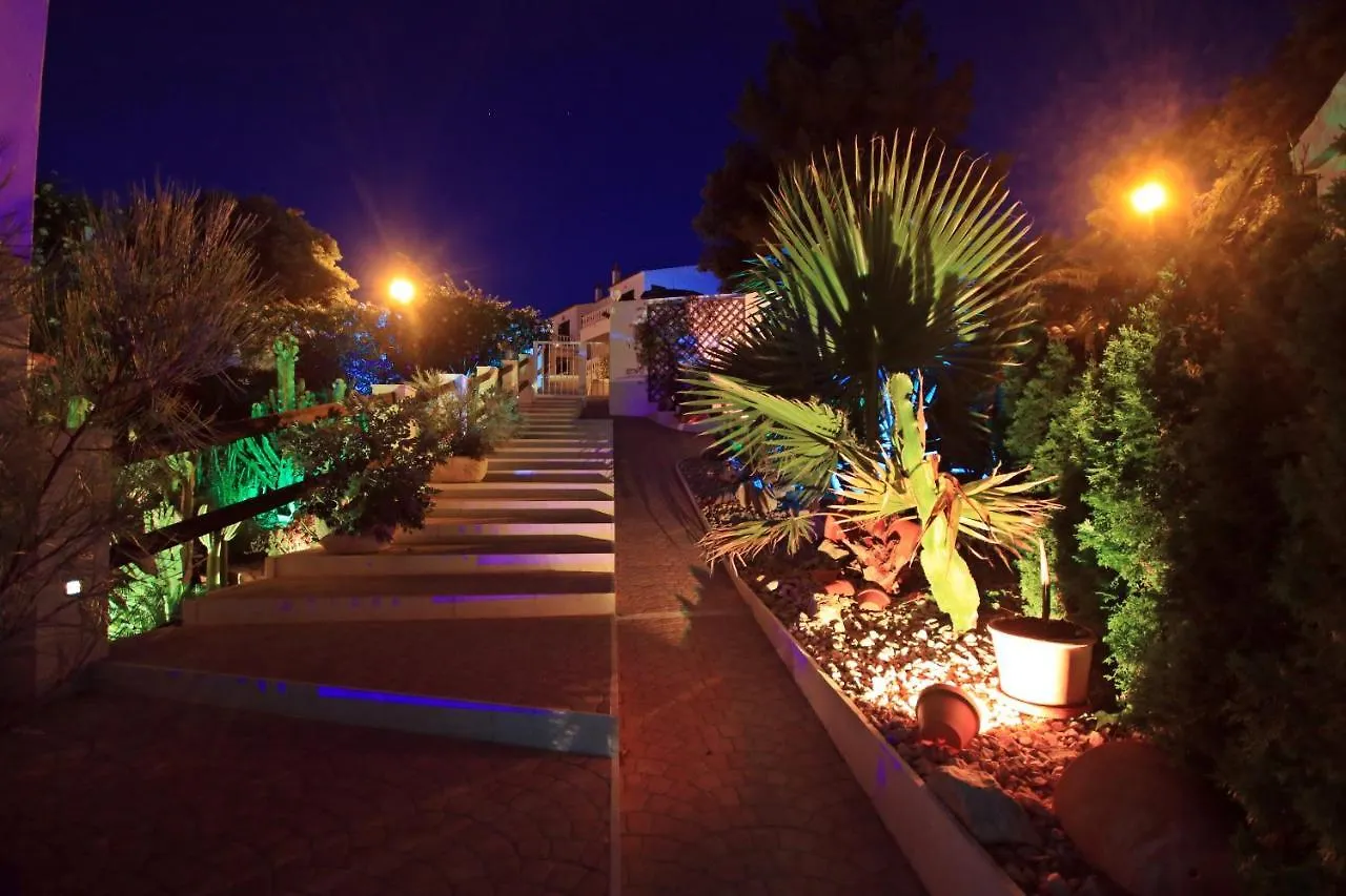 Wunderschoenes Kleines Apartment Fuer 2 Personen Mit Idylischen Blick Ins Gruene Cala Galdana  0*, Cala Galdana (Menorca)