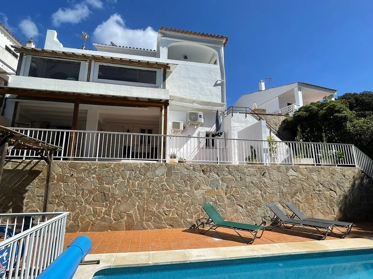 Wunderschoenes Kleines Apartment Fuer 2 Personen Mit Idylischen Blick Ins Gruene Cala Galdana  Ισπανία